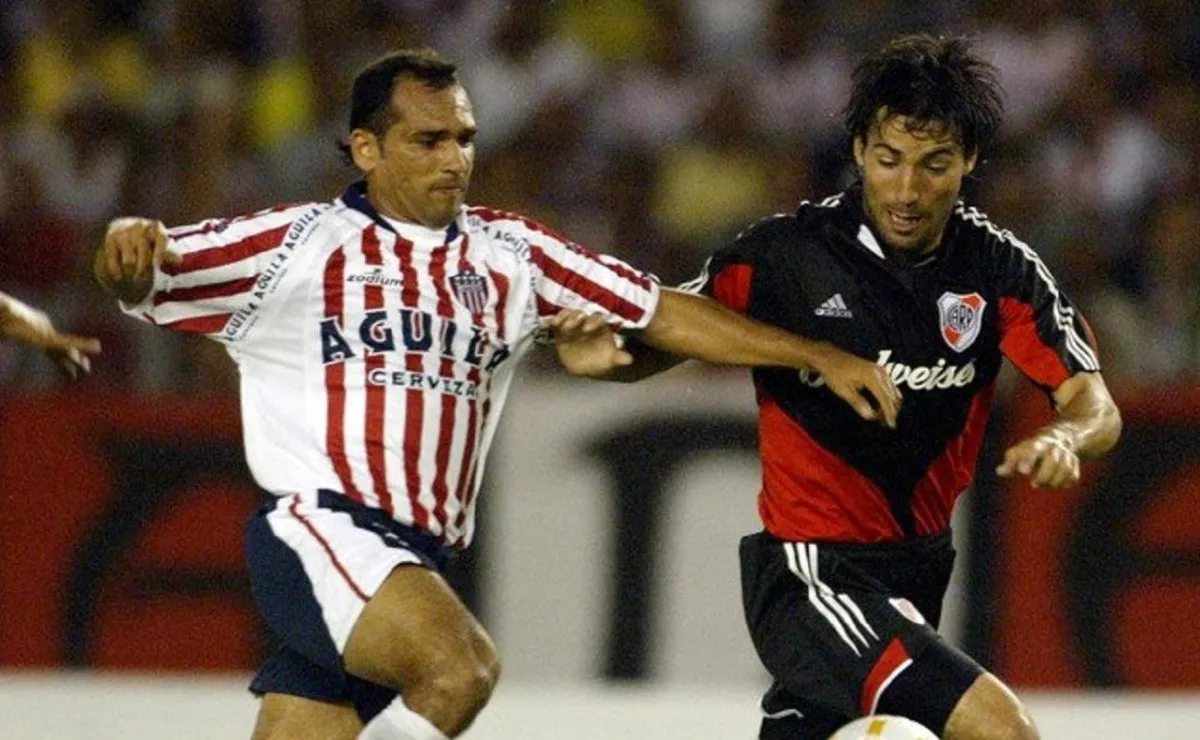River vs. Junior, allá por el año 2005.