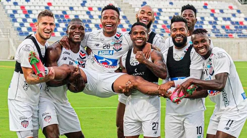 Junior de Barranquilla llegó al grupo de River tras superar dos etapas previas, se encuentra en los cuartos de final de la liga colombiana y tendrá dos bajas sensibles.