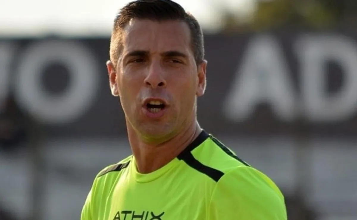 Hernán Mastrángelo será el árbitro para la visita a Banfield
