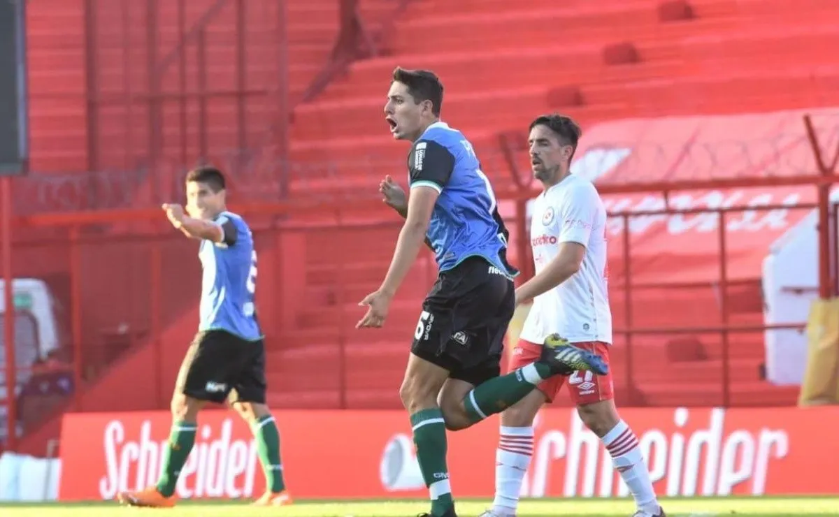 El Jardinerito forma parte del plantel de Banfield desde el año 2020 y viene de marcarle un golazo a Argentinos Juniors.