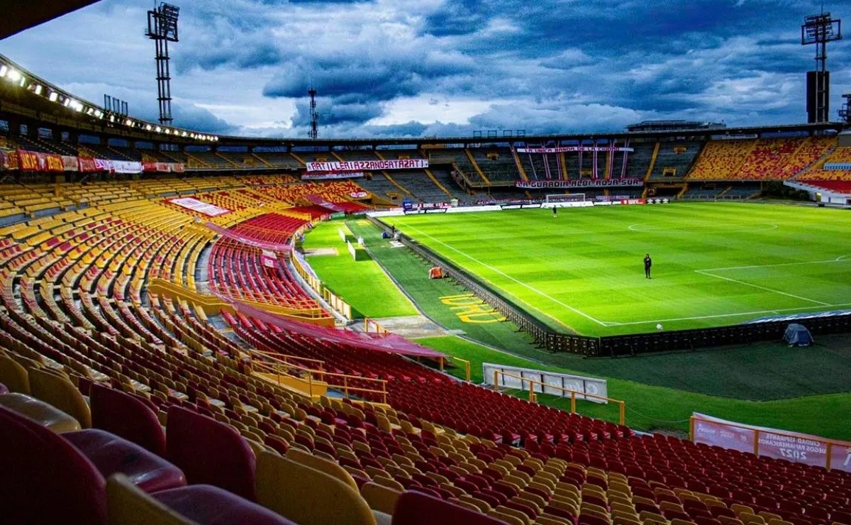River visitará a Santa Fe por la tercera fecha del Grupo D de la Copa Libertadores, pero no será en la ciudad de Bogotá ya que se encuentra con restricciones sanitarias.
