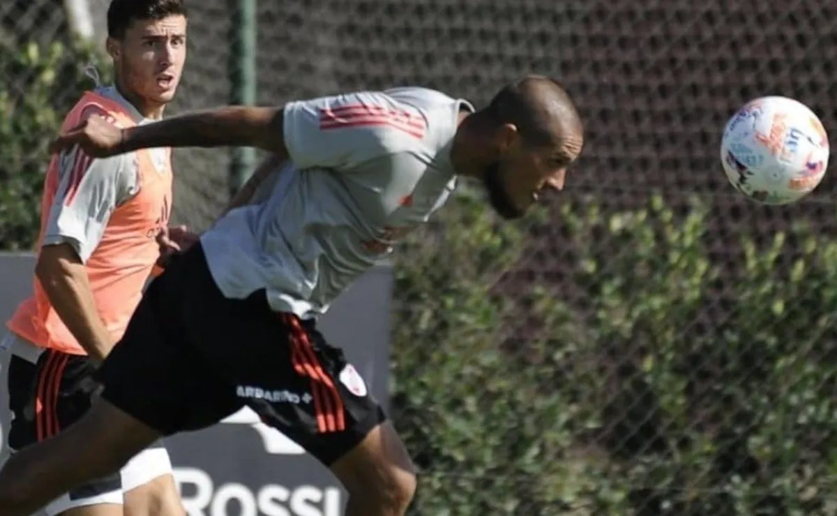 Jonatan Maidana se encuentra aislado a la espera de los resultados