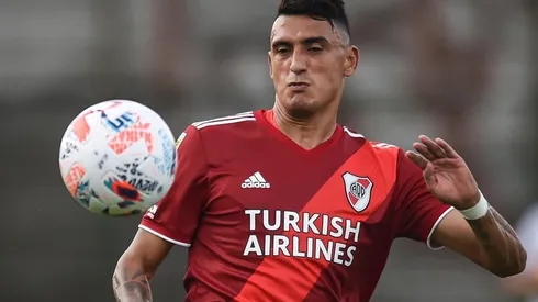 Matías Suárez sufrió una sinovitis en su rodilla derecha que lo alejó de las canchas varios partidos. Si evoluciona favorablemente podría estar ante San Lorenzo.