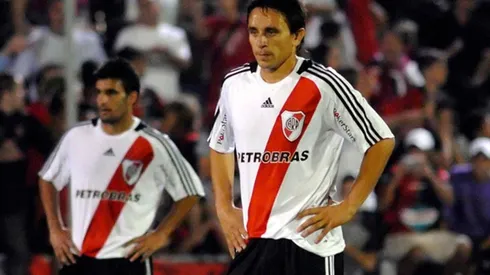 Diego Armando Barrado, que tuvo tres pasos por Riverdejó el fútbol en 2018, se dedicó a la miel y en la actualidad es el Jefe de gabinete de Navarro.