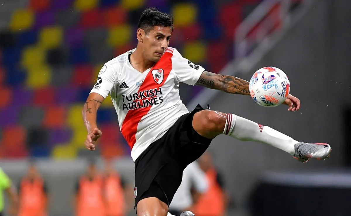 Fabrizio Angileri marcó dos goles con la camiseta de River Plate