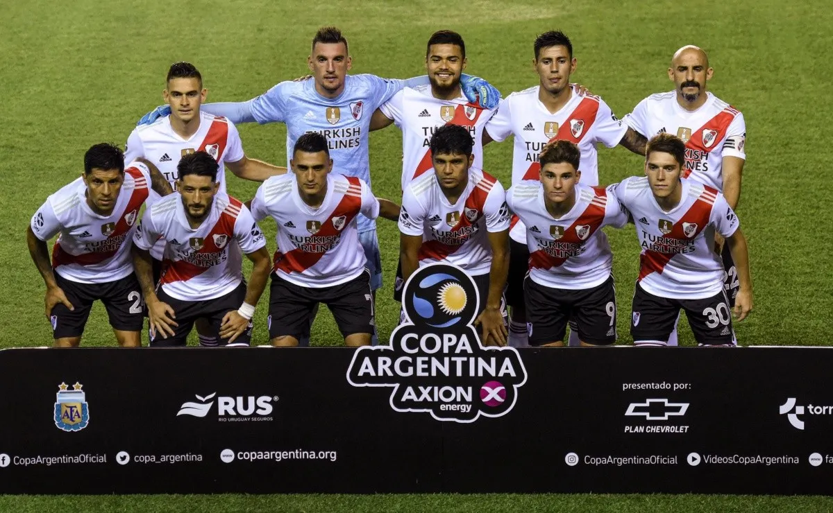 El Más Grande viene de eliminar a Defensores de Pronunciamiento en los 32vos de final.
