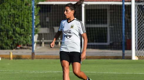 Giuliana González es categoría 2002, nació en José C. Paz y juega de defensora central.