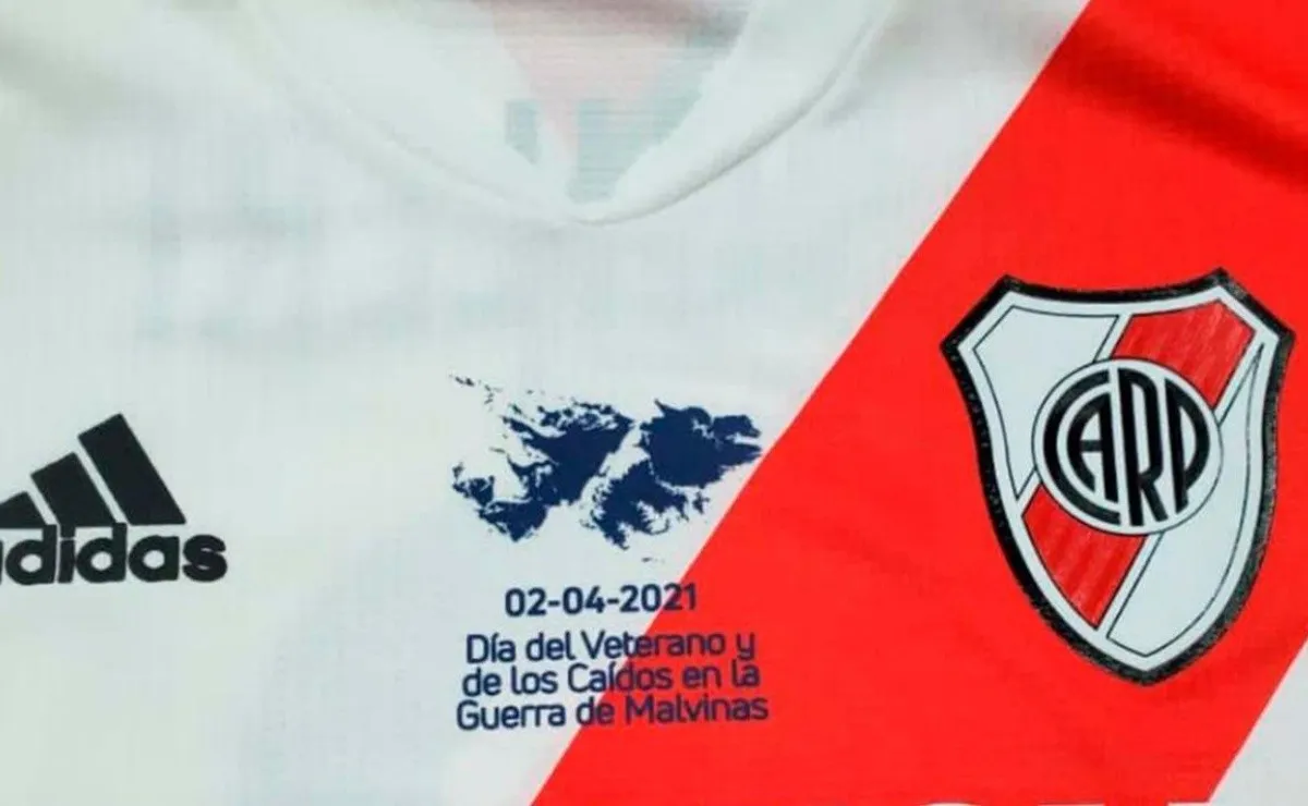 River utilizará una camiseta especial contra Arsenal por la octava fecha de la Copa de la Liga Profesional, tendrá un parche en homenaje a los héroes de Malvinas.