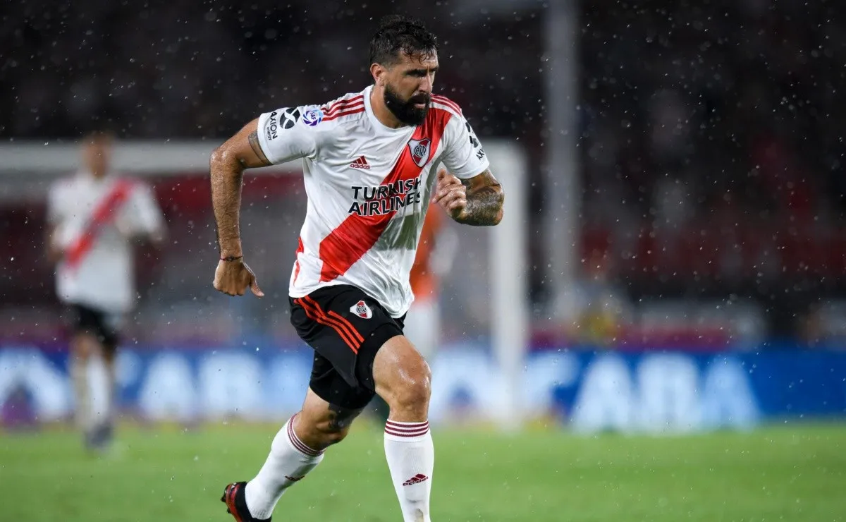 El Oso mantiene contrato vigente con River hasta el 30 de junio de 2022.