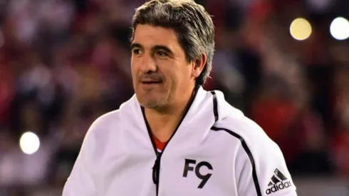 Ariel Arnaldo Ortega presenció el partido entre River y Racing en el Monumental por la séptima fecha de la Copa de la Liga Profesional.