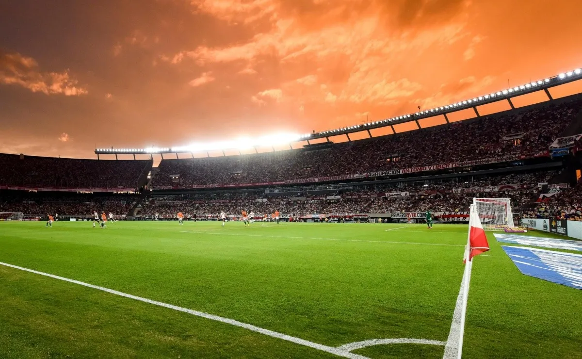 Desde que finalizaron las obras, River jugó dos partidos en el Estadio Monumental: un sábado y un lunes.