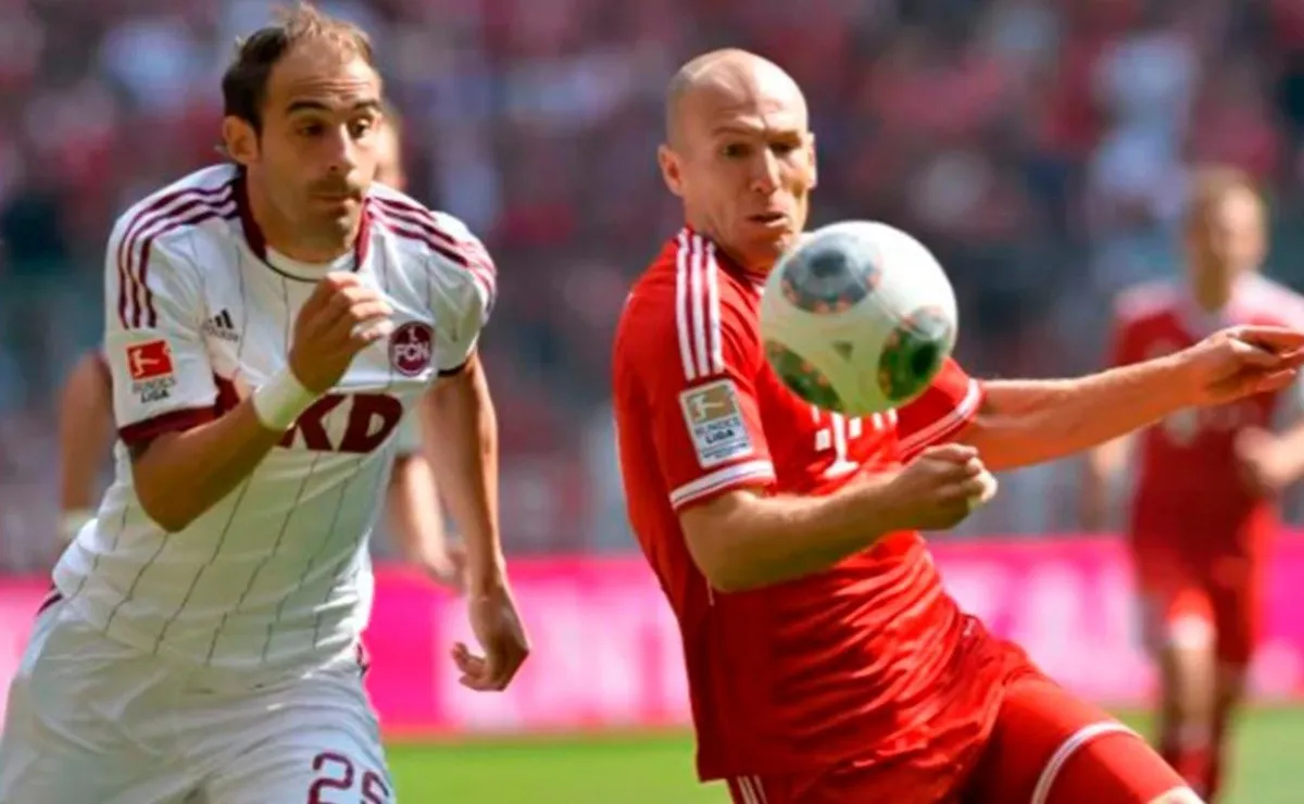 Javier Pinola jugó para Nuremberg de 2005 a 2015 mientras que Robben hizo lo propio en Bayern Munich entre 2009 y 2019.