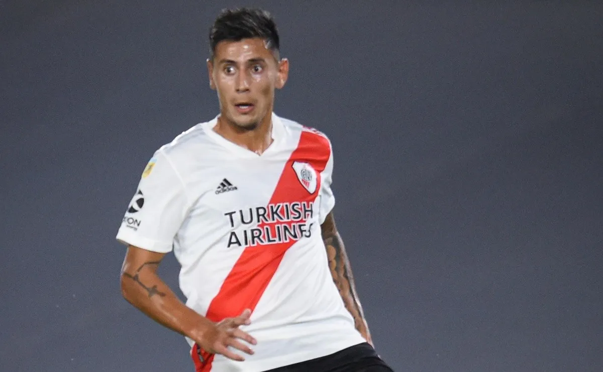 Los emotivos mensajes de aliento para Fabrizio Angileri que se atraviesa un duro momento familiar.