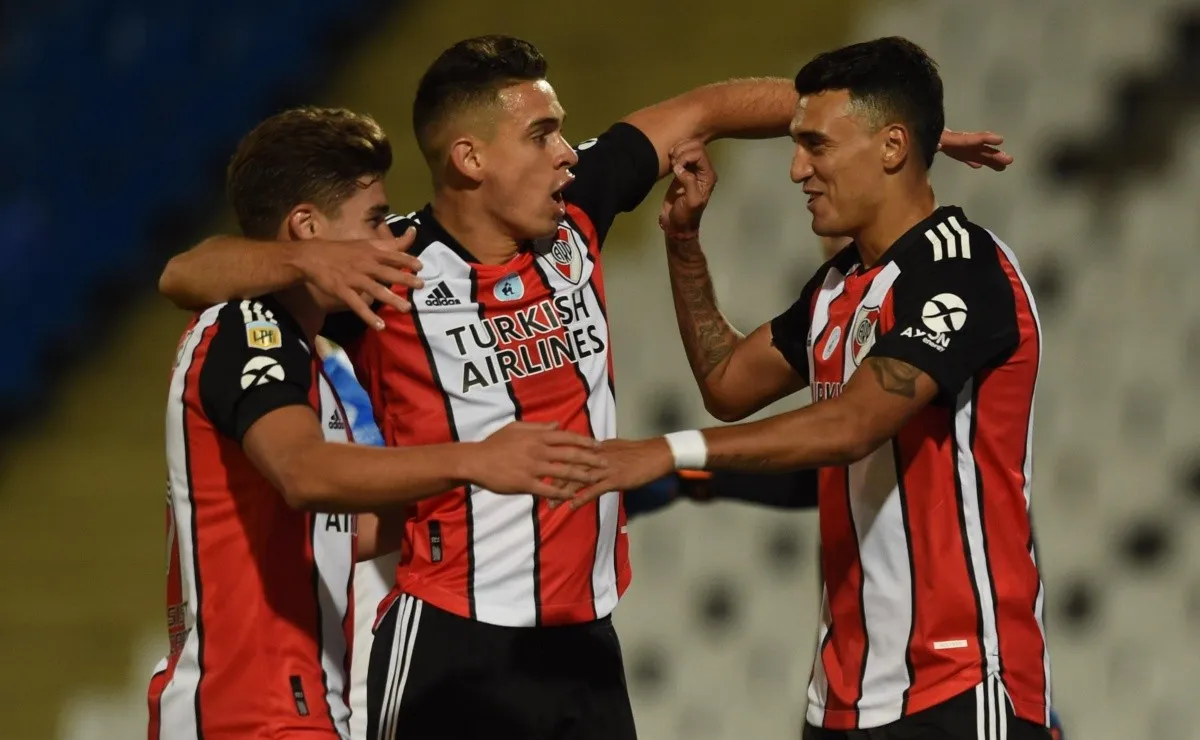 Alvarez, Borré y Suárez, los protagonistas de la goleada ante Godoy Cruz.
