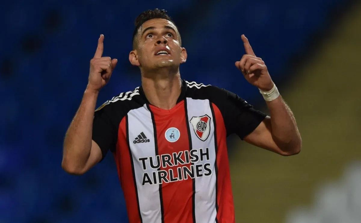 El colombiano convirtió cuatro goles en la victoria de River por 6 a 1 ante Godoy Cruz.