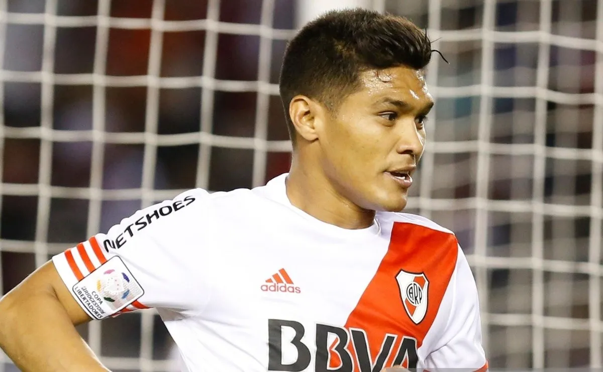 Teófilo Gutiérrez sigue recordando su paso por River de la mejor manera