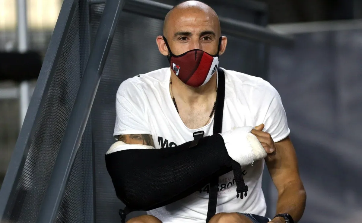 Javier Pinola elogió a Enzo Pérez y sostuvo que tiene nivel para volver a integrar la Selección Argentina.