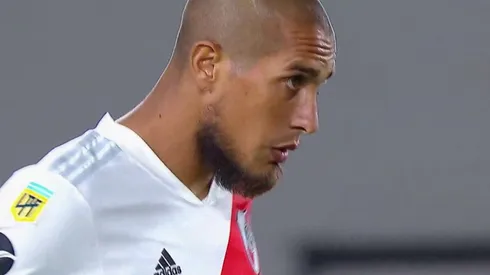 Jonatan Maidana ingresó por Robert Rojas y volvió a vestir el Manto Sagrado tras dos años.