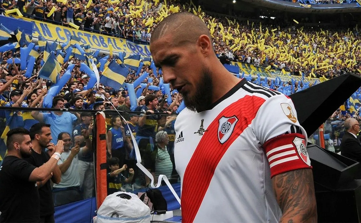 Jonatan Maidana ya sabe lo que es enfrentar al eterno rival en su casa, fue el capitán en el partido de ida de la final de la Copa Libertadores 2018.