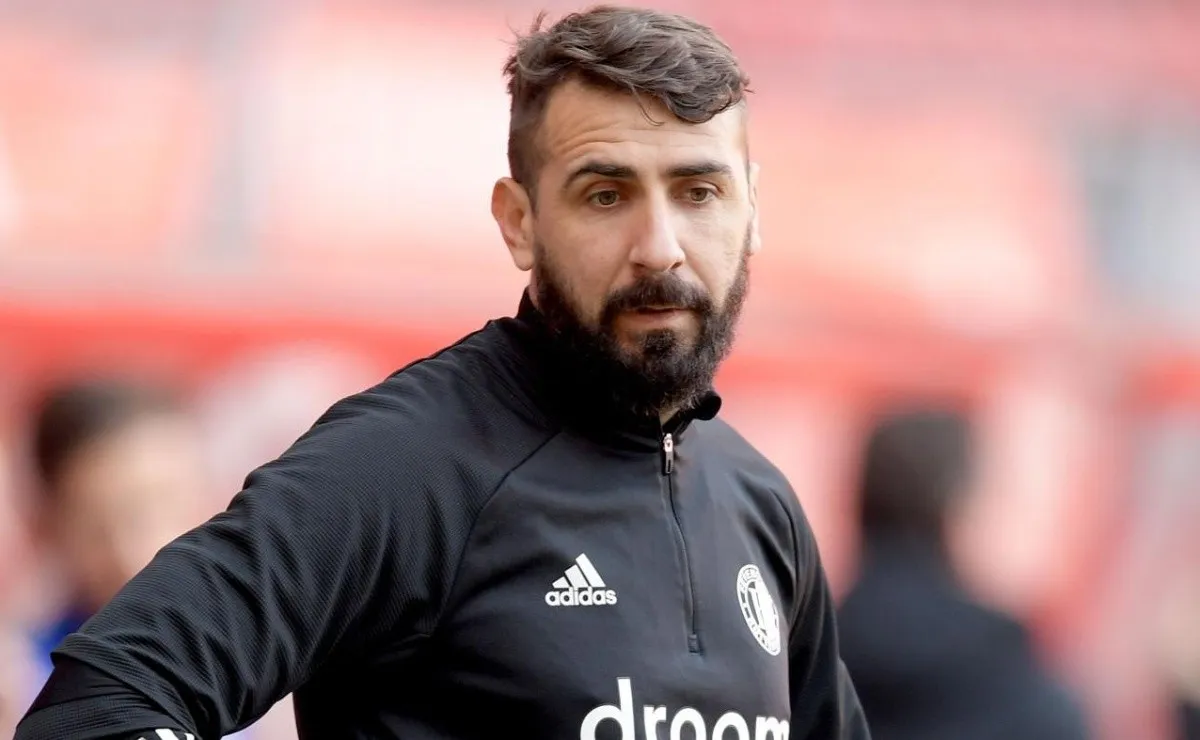 Lucas Pratto vive un presente complicado en Holanda