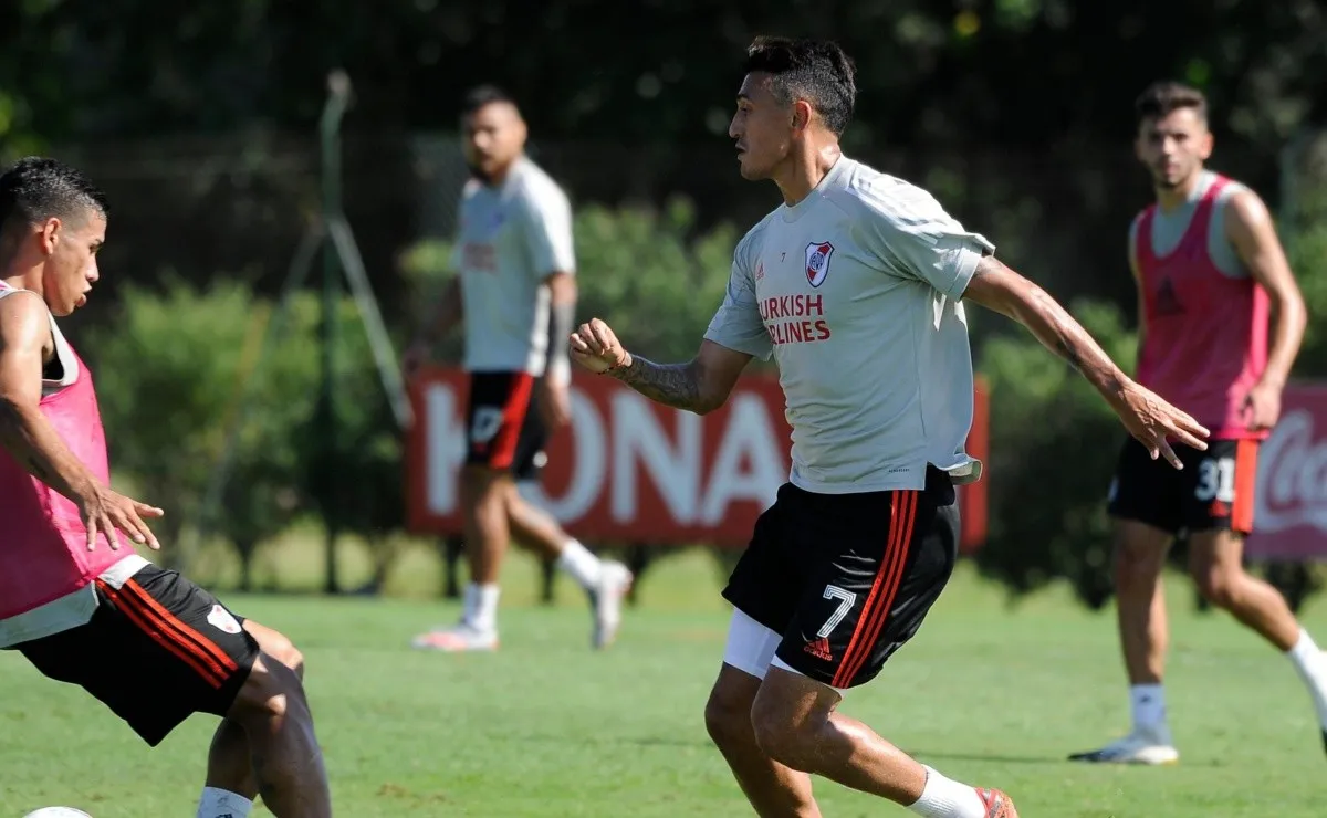 Marcelo Gallardo trabaja pensando en el partido ante Platense por la tercera fecha de la Copa de la Liga Profesional. Alex Vigo podría ingresar por Montiel que tiene mononucleosis.