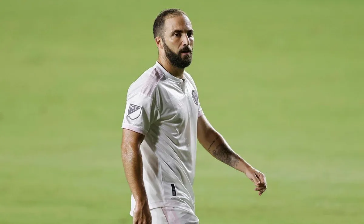 Jorge Higuaín explicó los motivos por los cuales Gonzalo no volvió a River. El delantero que actualmente juega en Inter de Miami es muy criticado en el país.