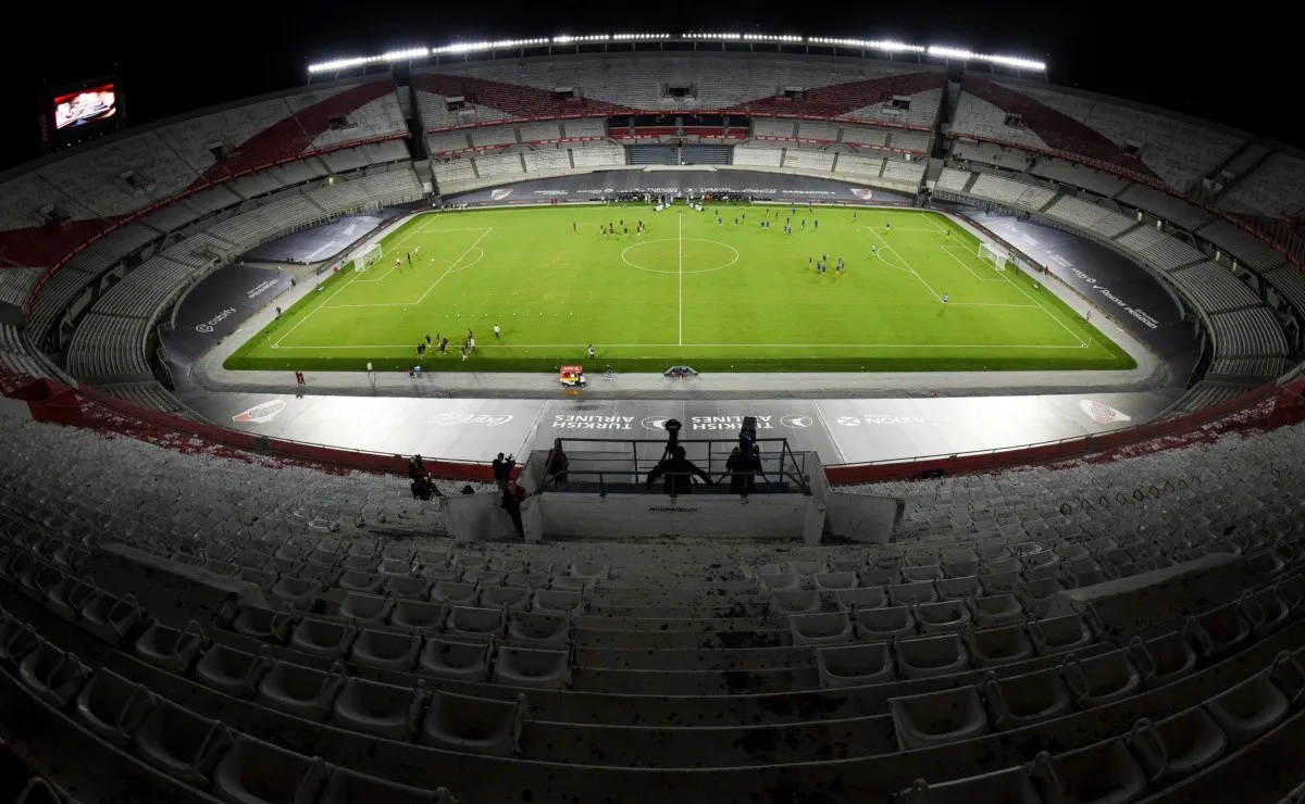 River volvió después de más de 300 días a pisar nuestra casa