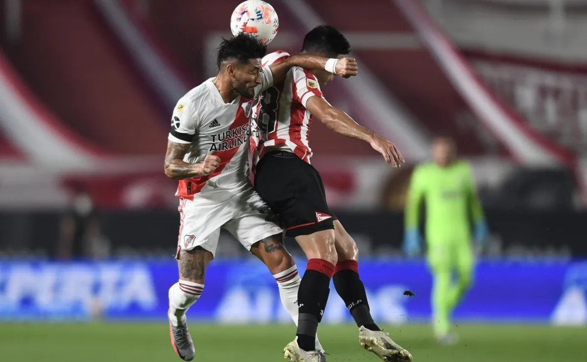 River visita a Estudiantes en La Plata por la primera fecha de la Copa de la Liga Profesional, el partido comenzará a partir de las 21.30 horas.