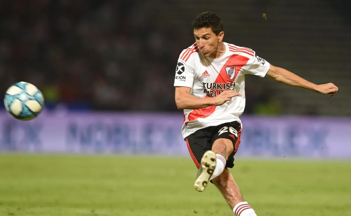 El zurdo jugó 135 partidos en River, convirtió 31 goles y fue siete veces campeón.