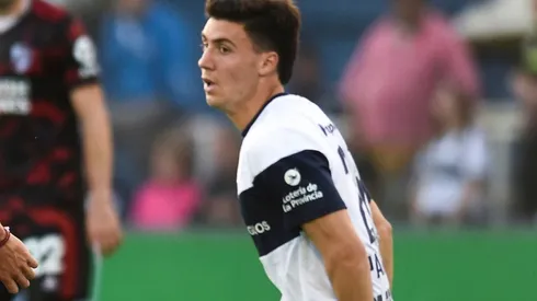 River negocia con Gimnasia para incorporar a José Paradela, el volante zurdo del Lobo ya había estado en el radar del Más Grande ante una posible salida de Nacho Fernández.