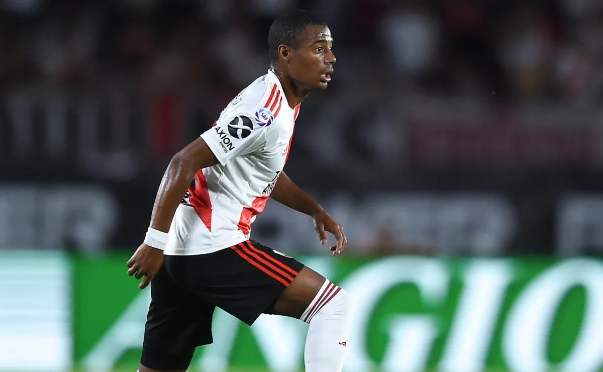 Nicolás De La Cruz arrastraba una pequeña molestia muscular y Gallardo decidió darle descanso de cara al partido entre River y Depro por la Copa Argentina