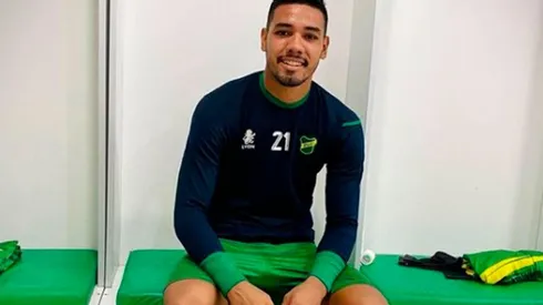 Héctor David Martínez tiene 23 años, juega como marcador central, es zurdo y puede jugar con línea de 3 o de 4. Su vuelta a River está al caer.