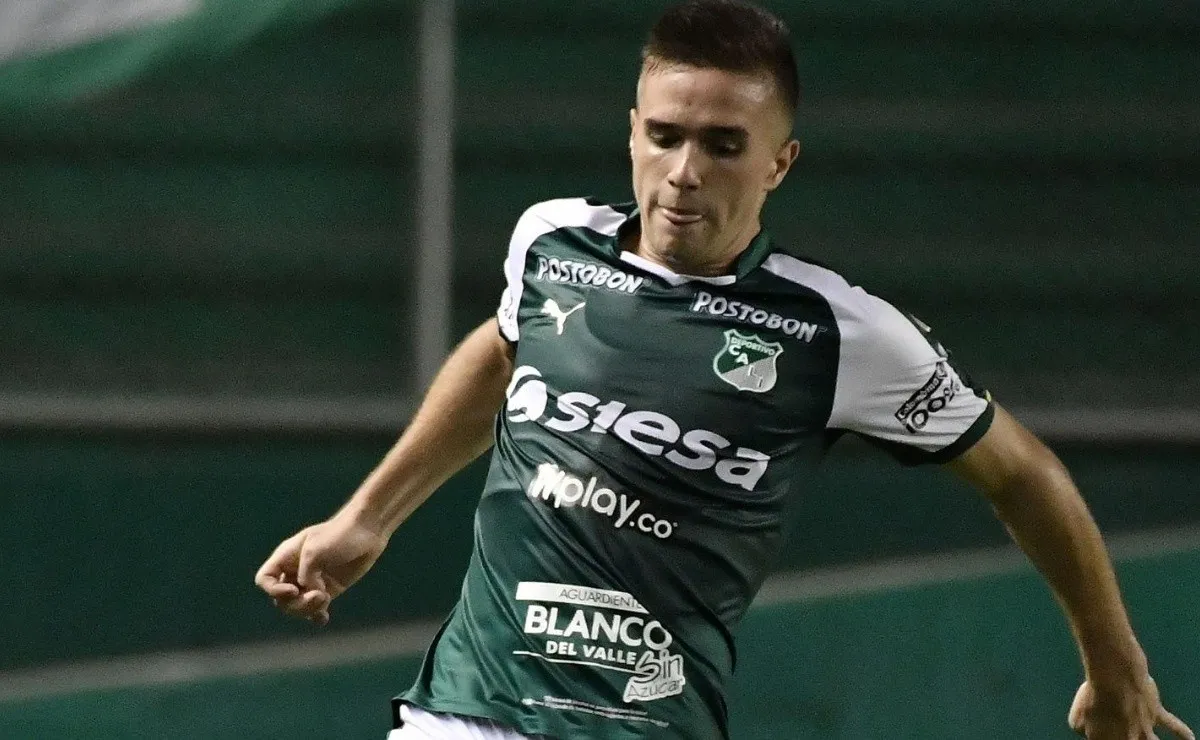 Agustín Palavecino llegará al país en las próximas horas