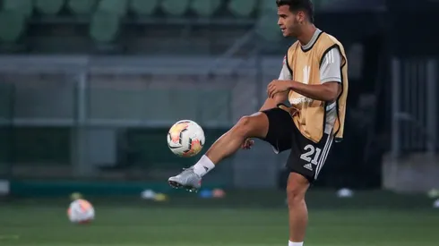 Cristian Ferreira volvió a las órdenes de Marcelo Gallardo luego de estar aislado por contacto estrecho con Jorge Carrascal. Igualmente entrenó diferenciado.