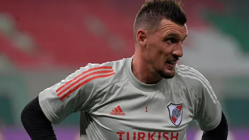 Luego de extender su contrato hasta mediados de 2023, Franco Armani junto a sus representantes estuvo visitando las obras en el Monumental.