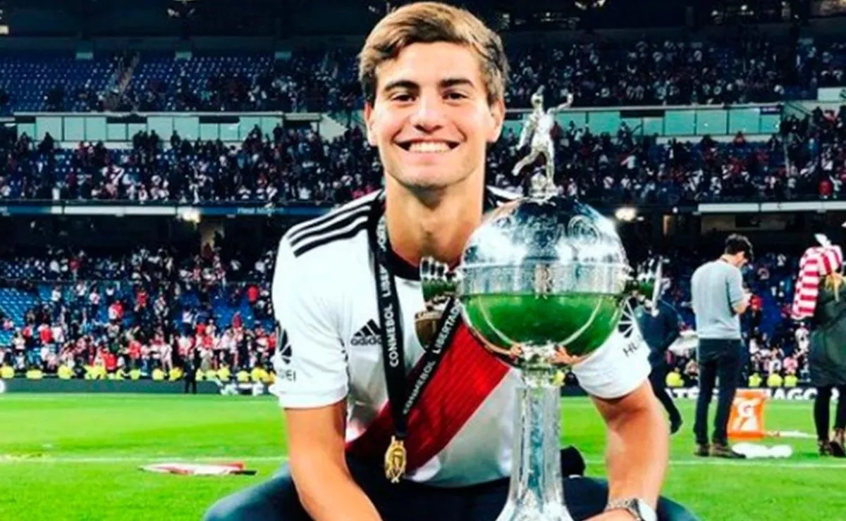 El volante central nacido en Mercedes disputó 21 partidos con el Manto Sagrado y obtuvo 3 títulos, entre ellos la Copa Libertadores 2018 ante Boca en Madrid.