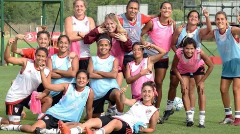 River y Boca definirán al primer campeón de la era profesional del fútbol femenino este martes a partir de las 19.10 en el Estadio de Vélez.