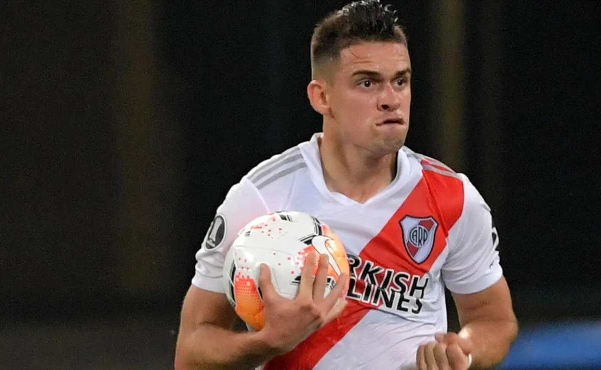 Rafael Santos Borré habría sido ofrecido al Flamengo. El máximo goleador de la era Gallardo tiene contrato con River hasta mediados de este años.