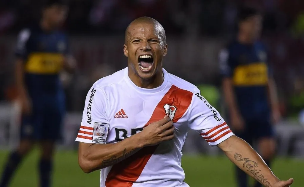 136 partidos y 28 goles para Carlos Sánchez en River.