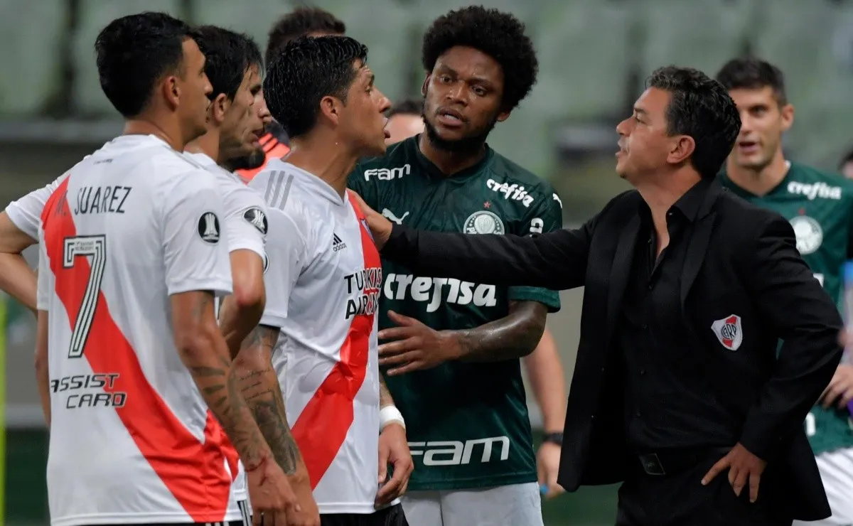 Los hinchas llenaron las redes sociales mostrando su orgullo tras la eliminación de River contra Palmeiras en la semifinal de la Copa Libertadores.