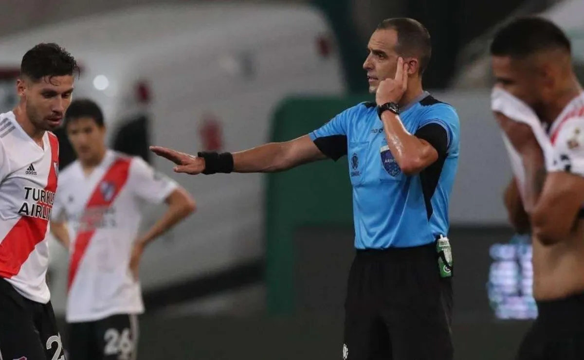 El VAR perjudicó más veces a River de las que lo benefició desde que se comenzó a implementar