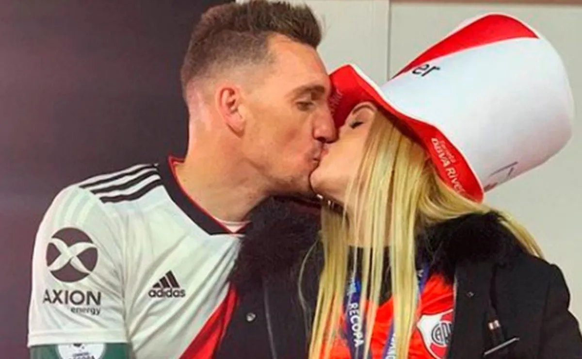 Daniela Rendón es la esposa de Franco Armani y salió a bancarlo en su cuenta de Instagram luego del error del arquero ante Independiente por la Copa Diego Maradona.