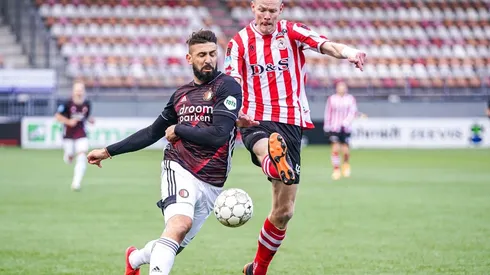 Lucas Pratto hizo su debut oficial en el Feyenoord, fue ante el Sparta Rotterdam en la victoria de su equipo por 2 a 0.