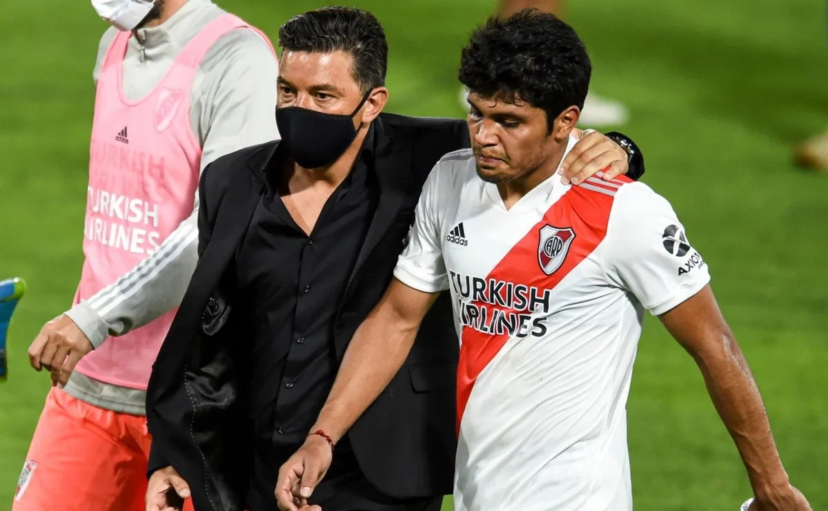 Marcelo Gallardo se refirió a la frase que le dijo a Rober Rojas después del superclásico. El entrenador sostuvo que el fútbol tiene cada vez menos privacidad.