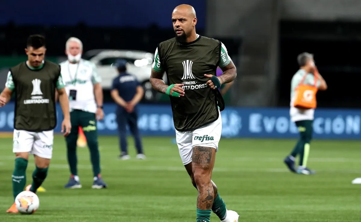 Felipe Melo compartió un video en su cuenta de Instagram donde se lo ve recuperado de su lesión en el tobillo y podría jugar la revancha contra River.
