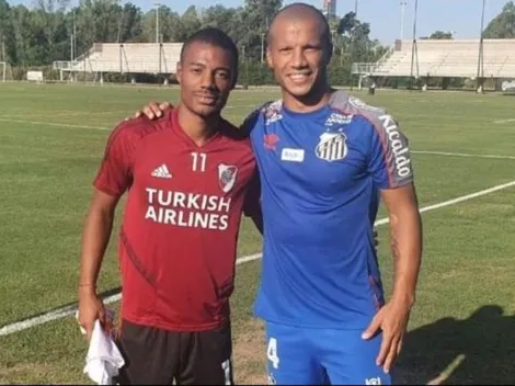 "Me tienta jugar con mi hermano en River"