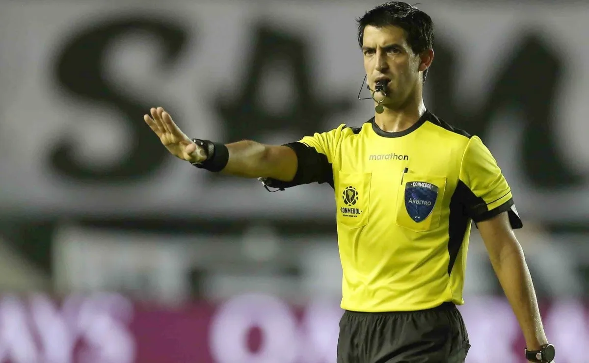 Leodán González será el árbitro principal del partido de ida entre River y Palmeiras por la semifinal de la Copa Libertadores.