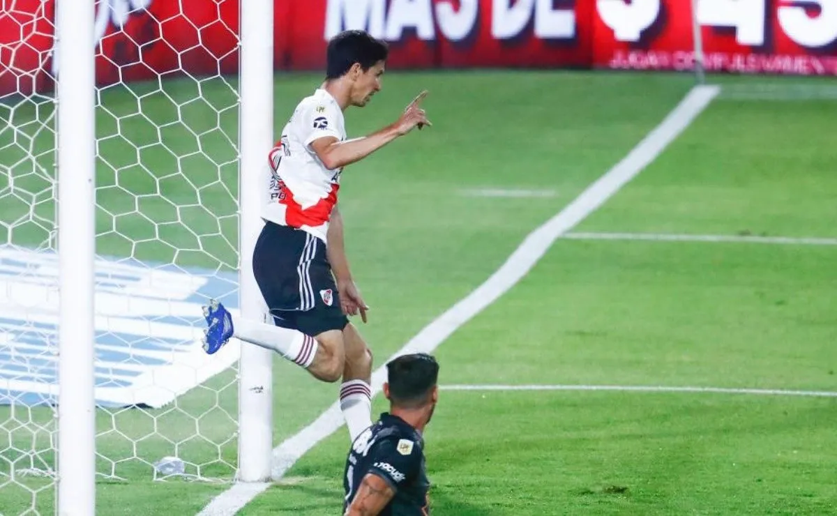 River Plate enfrentará a Arsenal desde las 21:30 en el estadio de Independiente