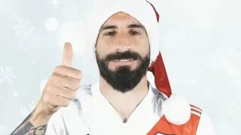 Javier Pinola fue uno de los que se sumó al video de la Navidad
