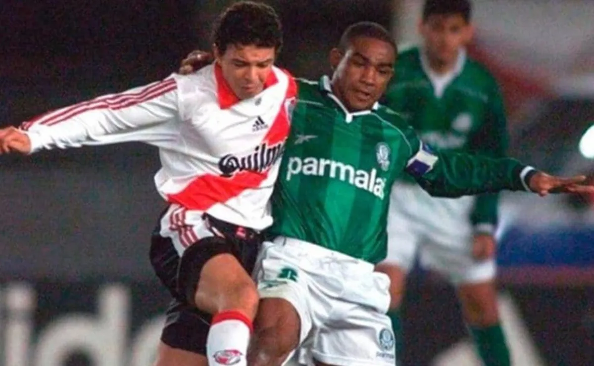 Marcelo Gallardo enfrentó a Palmeiras como futbolista de River en 1999